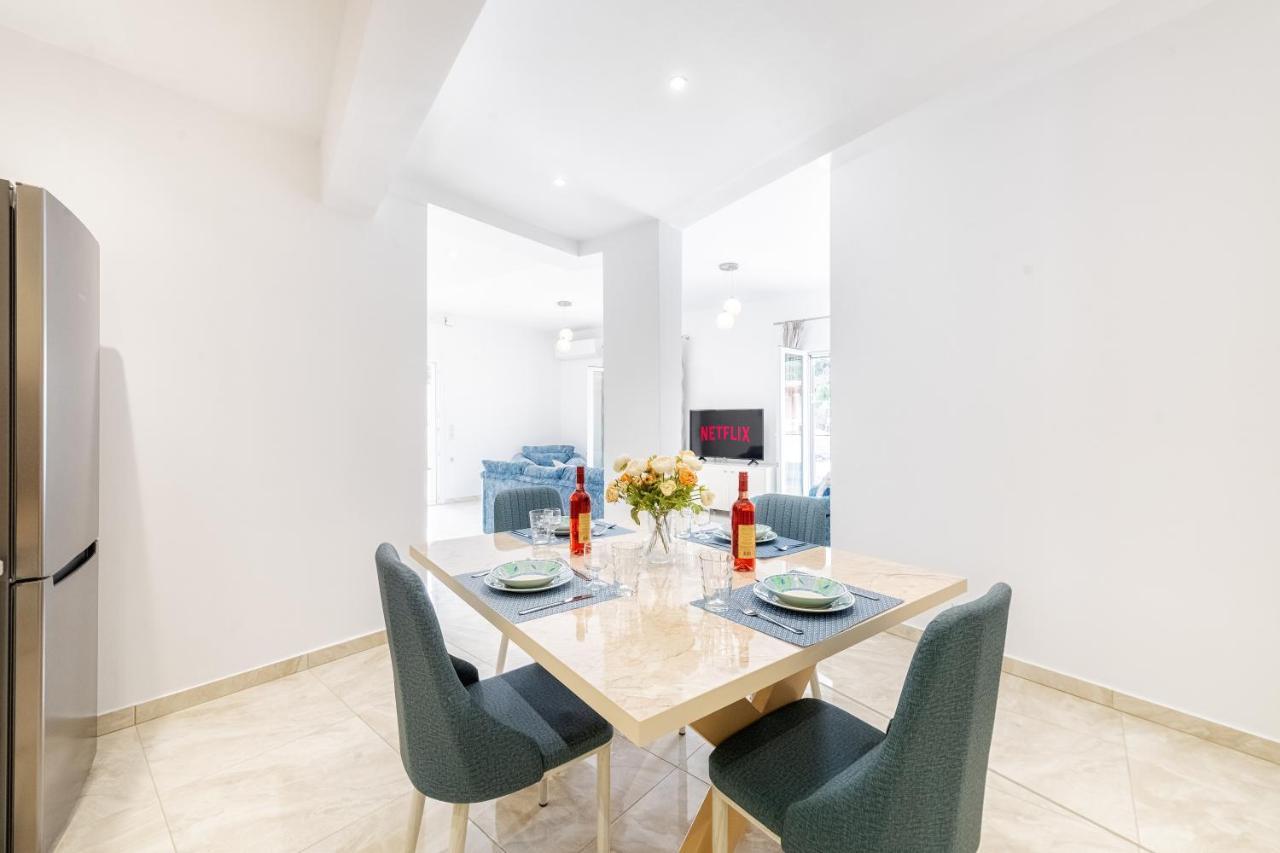 4You Luxury Apartments By Keyplanner Moraitika Bagian luar foto