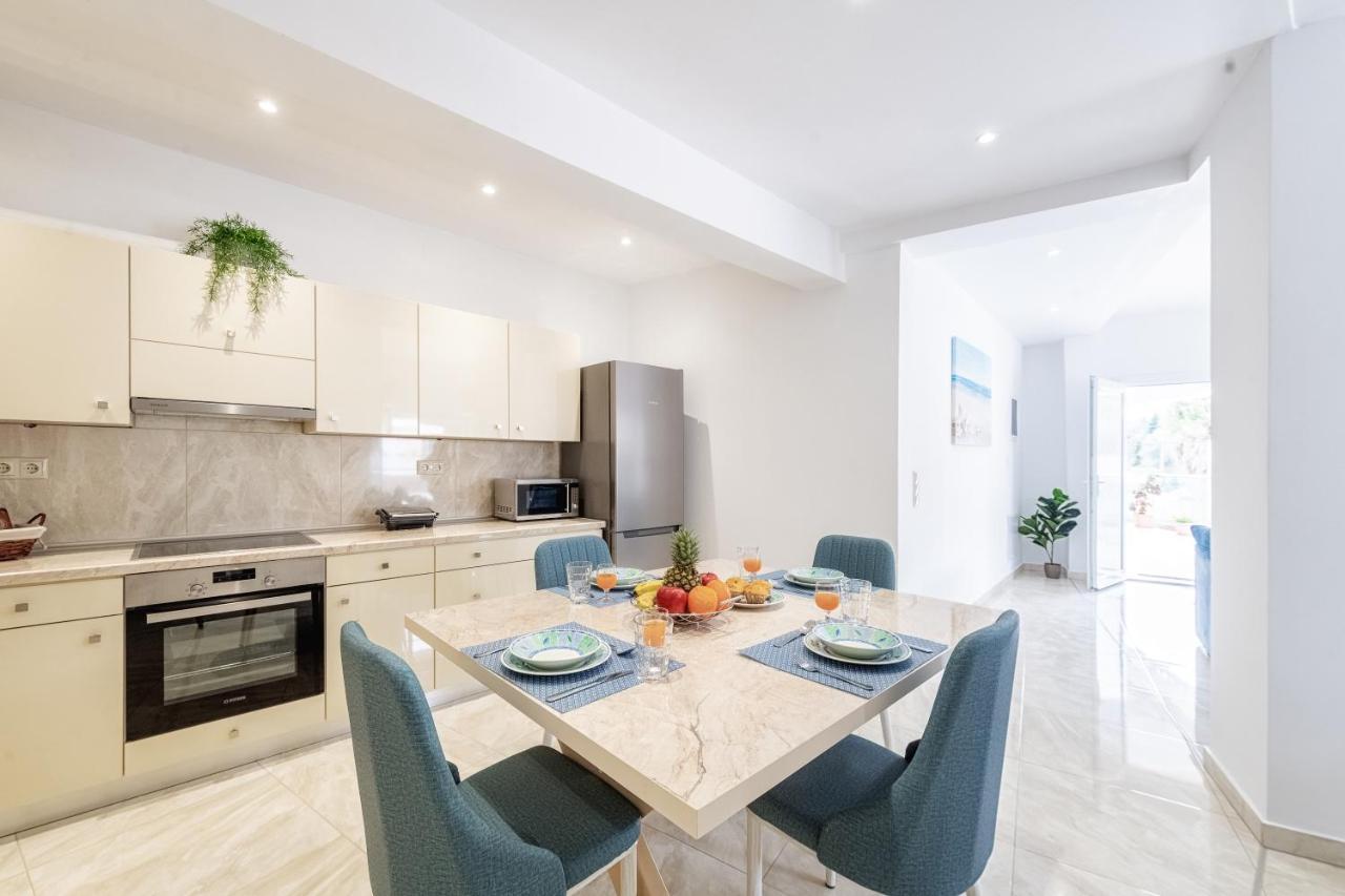 4You Luxury Apartments By Keyplanner Moraitika Bagian luar foto