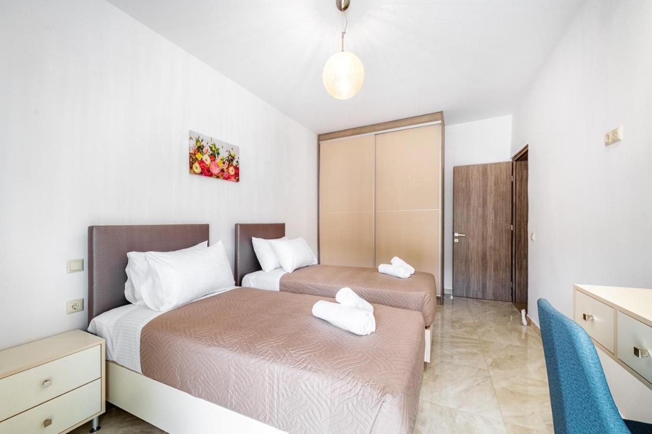4You Luxury Apartments By Keyplanner Moraitika Bagian luar foto