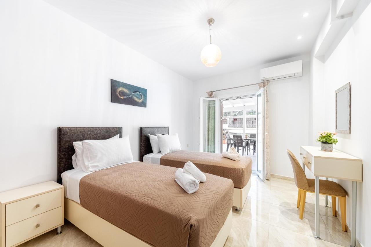 4You Luxury Apartments By Keyplanner Moraitika Bagian luar foto