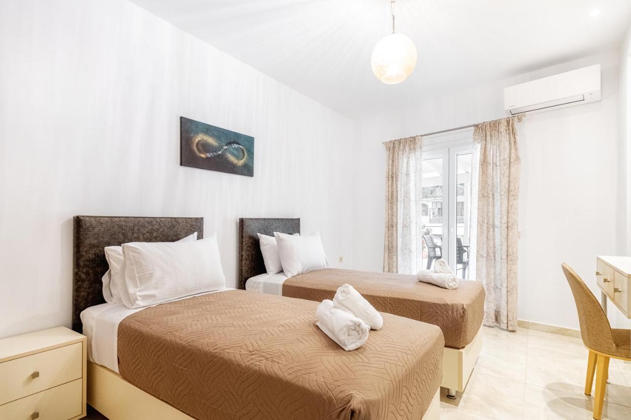 4You Luxury Apartments By Keyplanner Moraitika Bagian luar foto