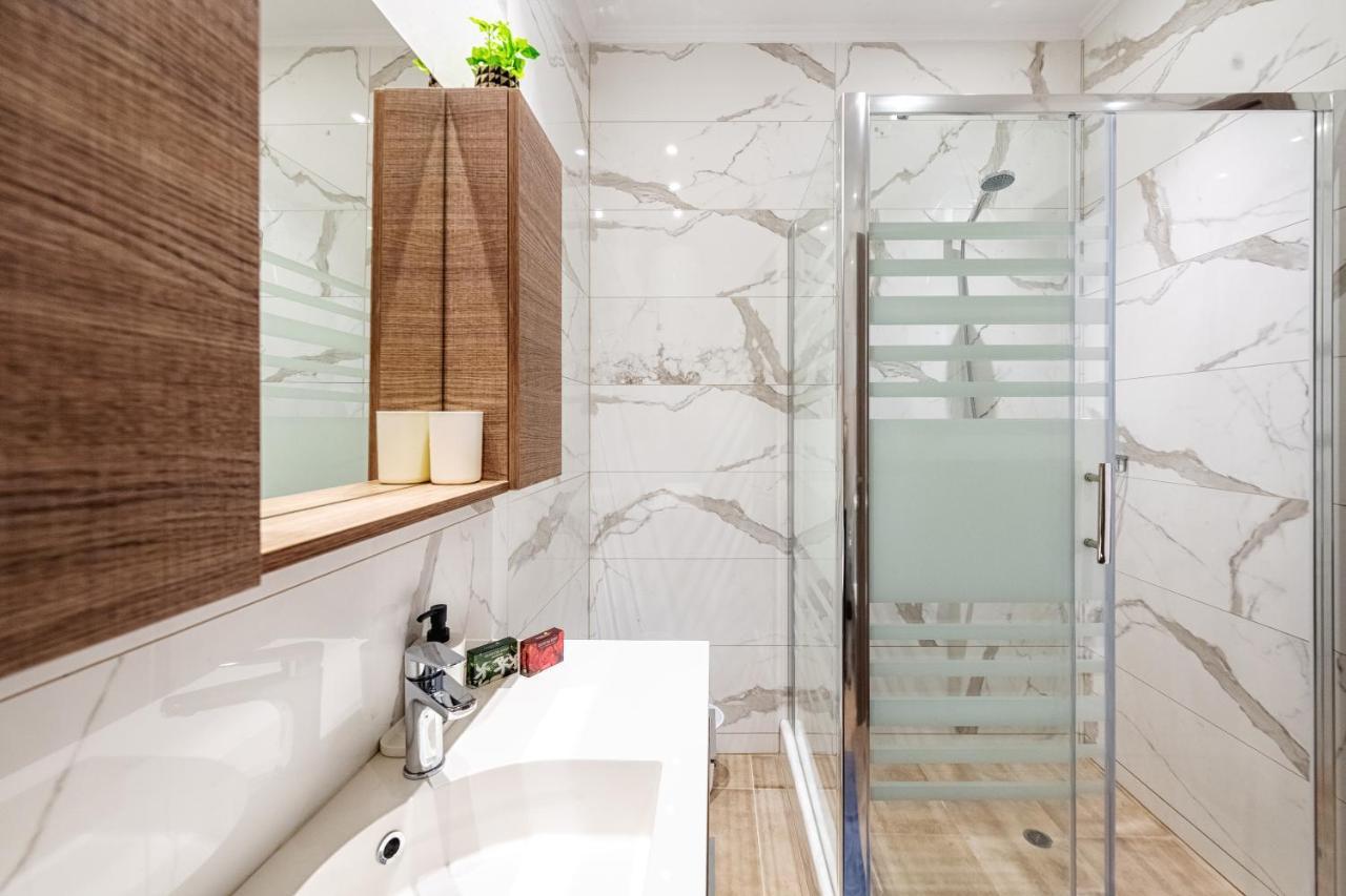 4You Luxury Apartments By Keyplanner Moraitika Bagian luar foto